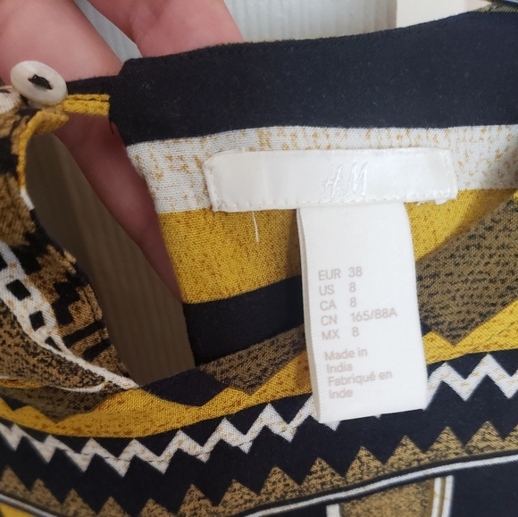 H&M Dress - Picture 3 of 4